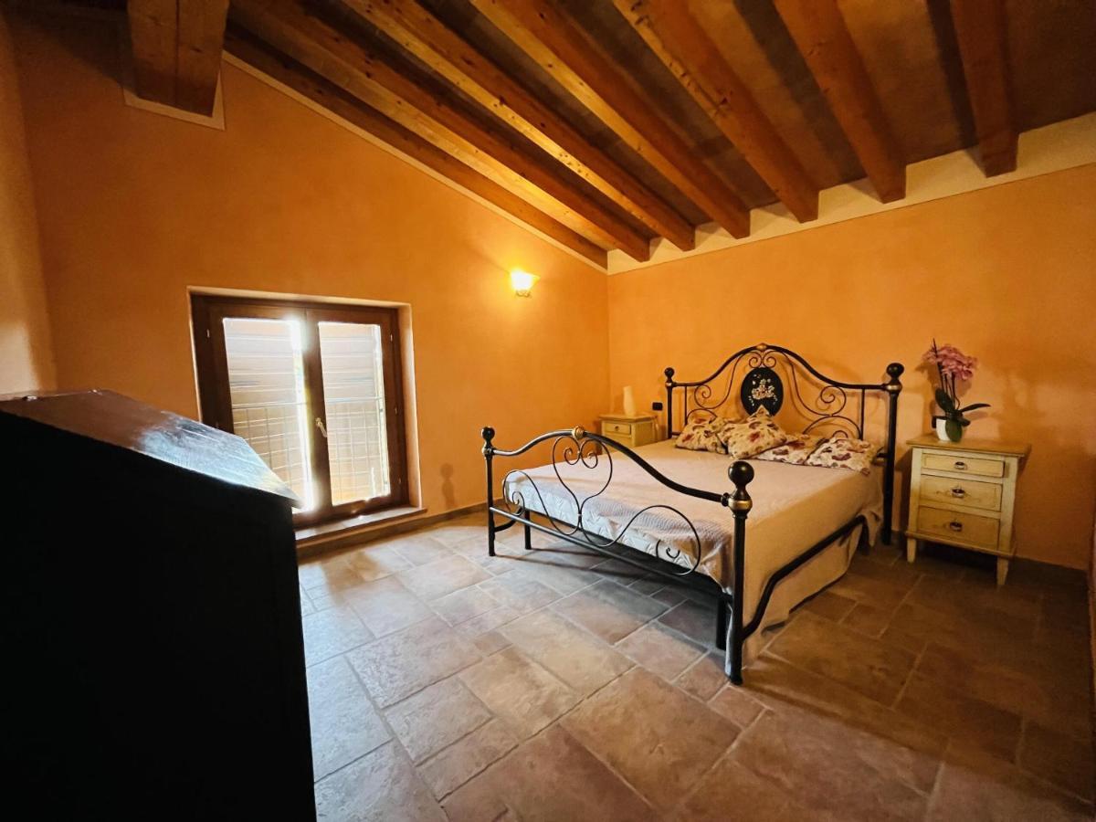 Il Borgo Fra I Laghi Vila Monzambano Exterior foto